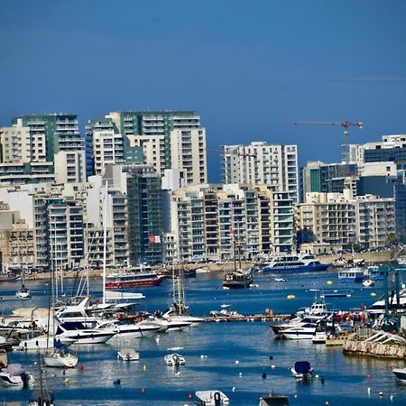 Shore Bridge Gzira Luaran gambar