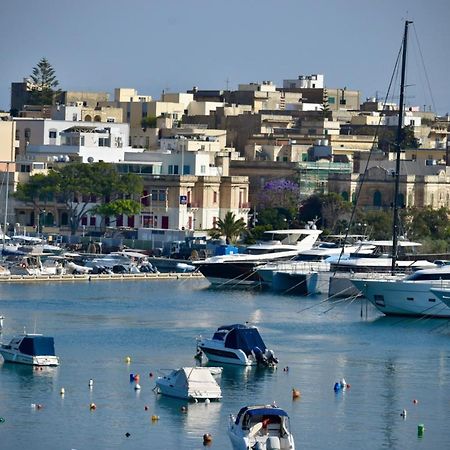 Shore Bridge Gzira Luaran gambar