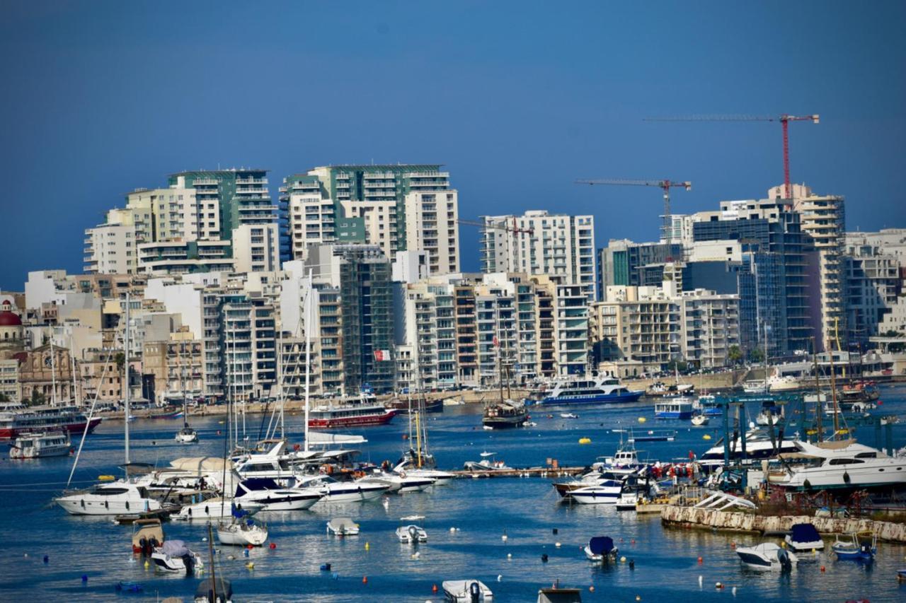 Shore Bridge Gzira Luaran gambar