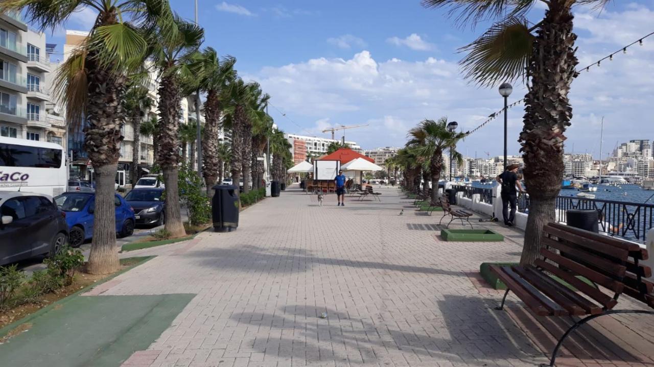Shore Bridge Gzira Luaran gambar