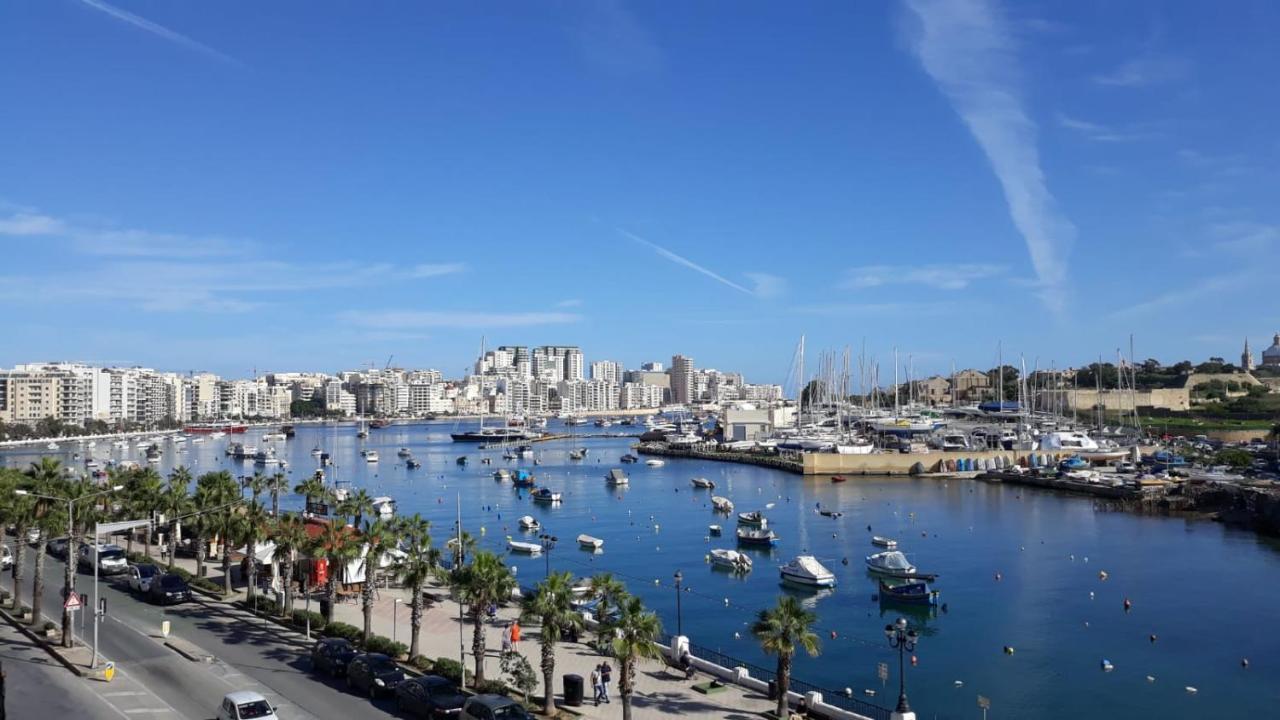 Shore Bridge Gzira Luaran gambar